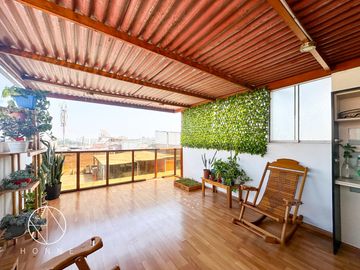 Duplex mas terraza en San Juan de Miraflores a espaldas del Mall Atocongo