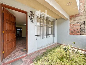 Casa en  SAN JUAN DE MIRAFLORES