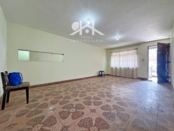 Casa en  SAN JUAN DE MIRAFLORES