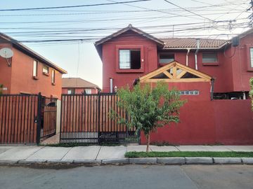 Se vende casa sector Los Bosquinos