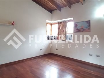 Casa en Venta en Vía Regina / Santa Rita