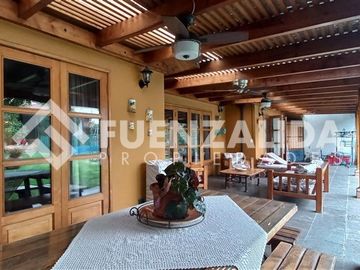 Casa en Venta en Vía Regina / Santa Rita