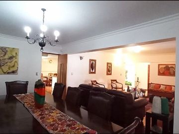 Casa en Venta en Vía Regina / Santa Rita
