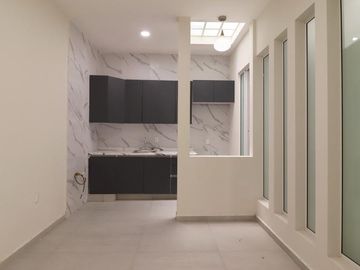 EDIFICIO DE 3 DEPARTAMENTOS EN VENTA EN MORELIA, PIEDRA LISA