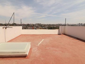 EDIFICIO DE 3 DEPARTAMENTOS EN VENTA EN MORELIA, PIEDRA LISA