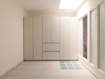 EDIFICIO DE 3 DEPARTAMENTOS EN VENTA EN MORELIA, PIEDRA LISA