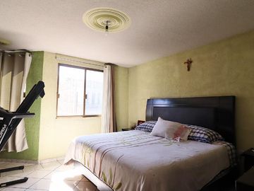 CASA EN VENTA EN MORELIA, ZONA MERCADO DE ABASTOS