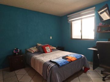 CASA EN VENTA EN MORELIA, ZONA MERCADO DE ABASTOS