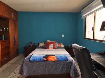 CASA EN VENTA EN MORELIA, ZONA MERCADO DE ABASTOS