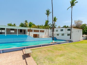 Casa en el lago de Tequesquitengo