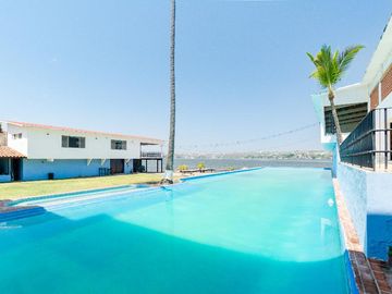 Casa en el lago de Tequesquitengo