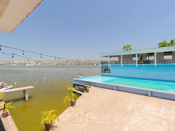 Casa en el lago de Tequesquitengo
