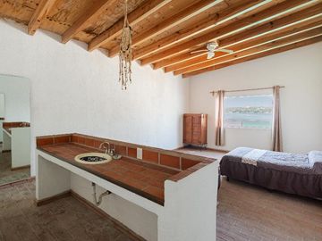Casa en el lago de Tequesquitengo