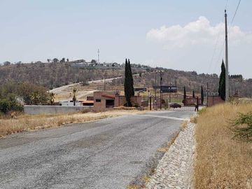 Venta de Terreno en Haras del Bosque 1,070m2 ZONA Acres