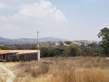 Venta de Terreno en Haras del Bosque 1,070m2 ZONA Acres