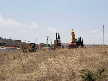 Venta de Terreno en Haras del Bosque 1,070m2 ZONA Acres