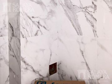 Departamento en Venta 2 ambientes San Isidro piso alto