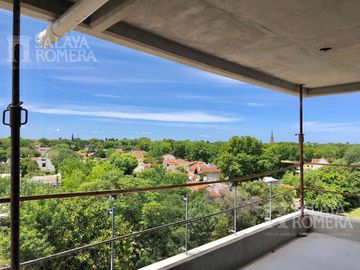 Departamento en Venta 2 ambientes San Isidro piso alto