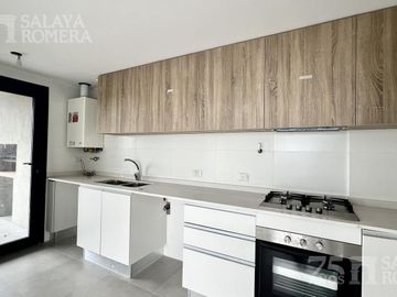 Departamento en Venta 2 ambientes San Isidro piso alto