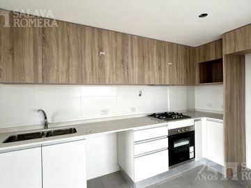 Departamento en Venta 2 ambientes San Isidro piso alto