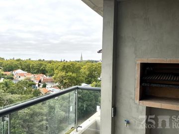 Departamento en Venta 2 ambientes San Isidro piso alto