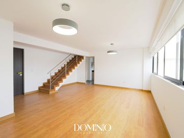 TRIPLEX en Santiago de Surco tambo real
