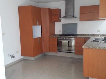 VENTA DE CASA EN CUMBRES DEL LAGO, JURIQUILLA