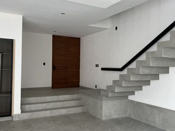 CASA EN VENTA EN ZIBATÁ QUERÉTARO
