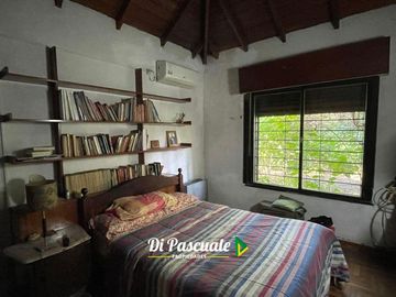 Venta Casa Quinta con Parque y Pileta - Moreno