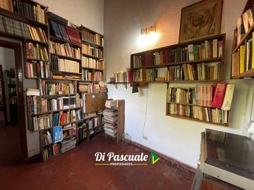 Venta Casa Quinta con Parque y Pileta - Moreno
