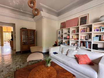 PH TIPO CASA EN VENTA – LUZ, ESTILO Y ESPACIOS EXTERIORES