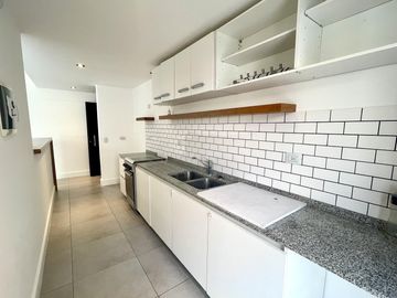 Depto Venta Altos de Benavidez, 3 amb con Trza Parri Cochera