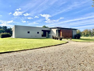 Depto Venta Altos de Benavidez, 3 amb con Trza Parri Cochera