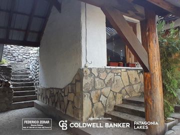 Venta Casa en Bariloche km5 Bustillo a 2 cuadras del Lago Nahuel Huapi