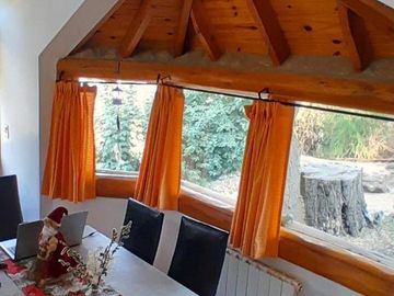 Venta Casa en Bariloche km5 Bustillo a 2 cuadras del Lago Nahuel Huapi