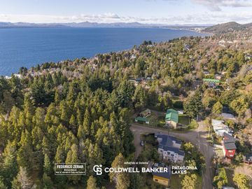 Venta Casa en Bariloche km5 Bustillo a 2 cuadras del Lago Nahuel Huapi