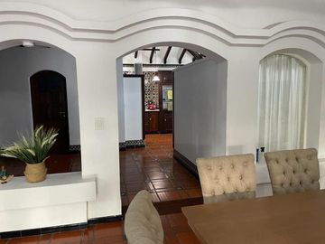 VENTA CASA QUINTA 5 DORM  - EL CORTIJO POLVORINES