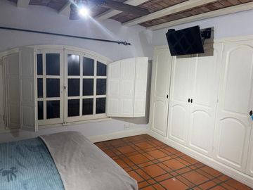 VENTA CASA QUINTA 5 DORM  - EL CORTIJO POLVORINES