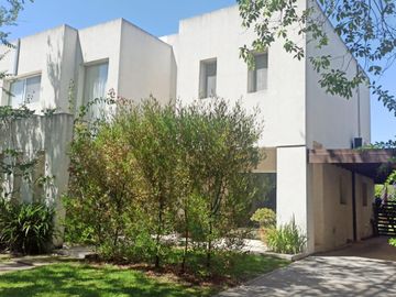Casa en Venta Barrio La Comarca - General Pacheco