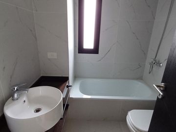 Exclusivo Departamento con vistas al Paseo de la Costa - Nqn