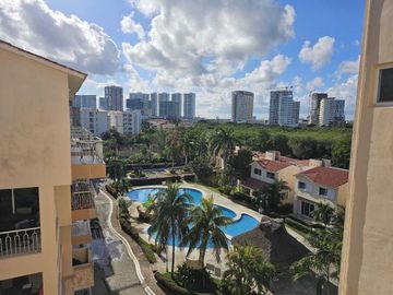 Vive al máximo en Penhouse Residencial La Vista Cancun