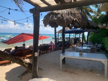 Penthouse de dos recámaras junto al mar en El Taj Playa del Carmen
