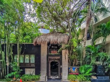 Penthouse de dos recámaras junto al mar en El Taj Playa del Carmen