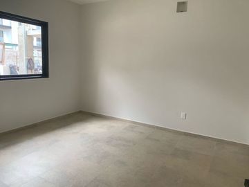 Casa a Estrenar en Venta en Residencial Via Cumbres, Cancún