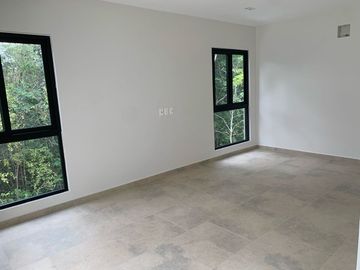 Casa a Estrenar en Venta en Residencial Via Cumbres, Cancún