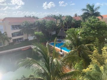 Experience luxury in our penthouse in Isla Dorada, Cancun.