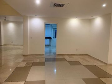 Experience luxury in our penthouse in Isla Dorada, Cancun.