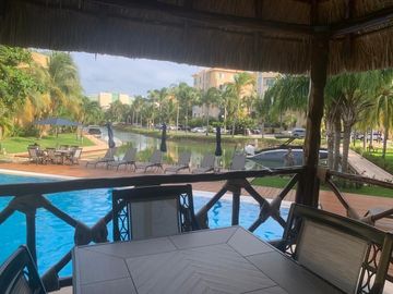 Experience luxury in our penthouse in Isla Dorada, Cancun.