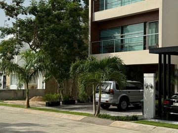 Casa en Residencial El Encuentro Playa del Carmen