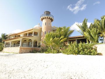 Casa de lujo junto al Mar Caribe en Las Quintas II-Puerto Cancún